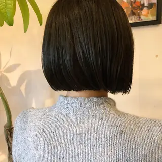 ショート カラー 吉川 愛美李のヘアスタイル