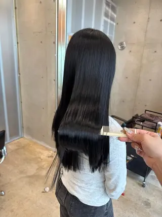 ロング カラー ヘアアレンジ REONA🪽✨薬院 レイヤーカット🫧のヘアスタイル