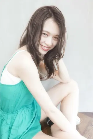 ロング カラー 遠藤 眞実のヘアスタイル