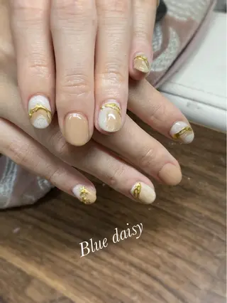 ネイル Blue daisy 栄本店のネイルデザイン