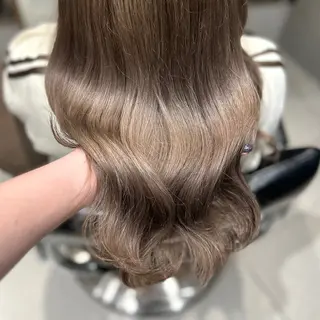 カラー サラ艶/韓国ヘア ︎🌟璃奈 (リナ)のヘアスタイル