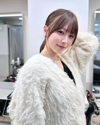 ロング けんけん cachecacheのヘアスタイル