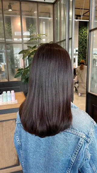 セミロング Lolonois 森ノ宮/RINのヘアスタイル