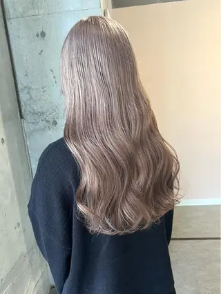 ロング カラー ヘアアレンジ lani ブリーチ /ダブルカラーのヘアスタイル