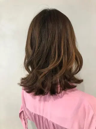 セミロング 髪質改善イノアカラー 富澤ショウタのヘアスタイル