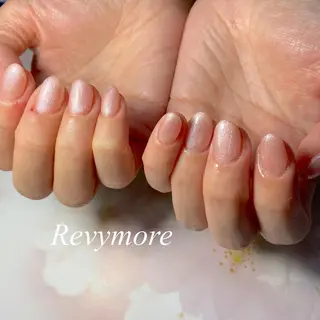 ミディアム ネイル nail salon Revymoreのネイルデザイン