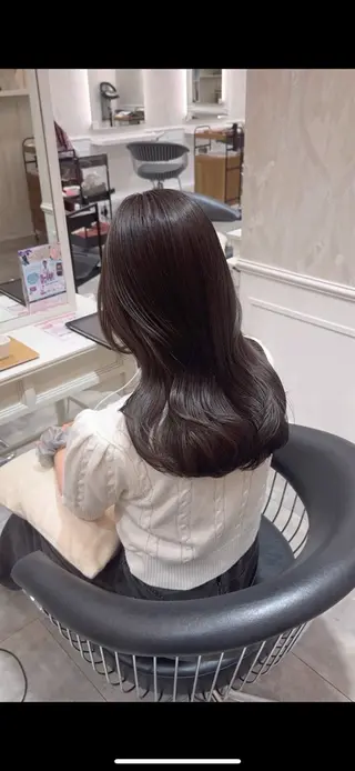 セミロング カラー Kazuki 艶髪特化のヘアスタイル