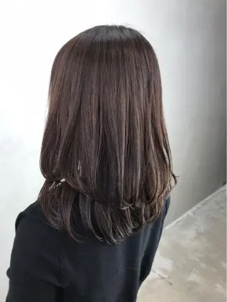 セミロング yui .のヘアスタイル