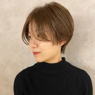 ショート カラー 大人ヘア/ショート/ ボブ/レイヤーのヘアスタイル