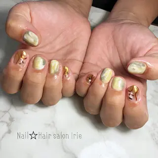 ネイル Hair salon Irie所属・與儀 知佳のネイルデザイン