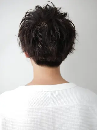 ショート カラー レイヤーカット✂️ 横浜No1♡下鳥翔子のヘアスタイル