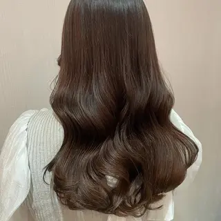 セミロング ブリーチなしカラー/ 顔周りレイヤーカットのヘアスタイル
