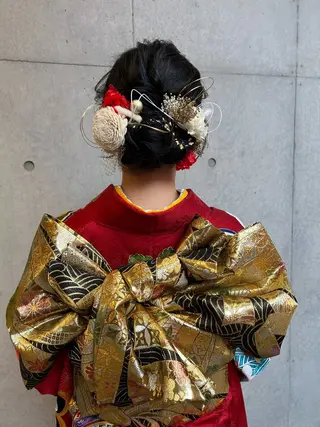 セミロング ヘアアレンジ 勝野 麻美のヘアスタイル