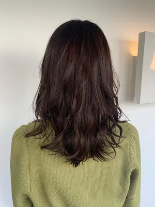 ミディアム おせ ちさとのヘアスタイル