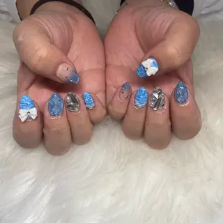 ネイル R nailのネイルデザイン