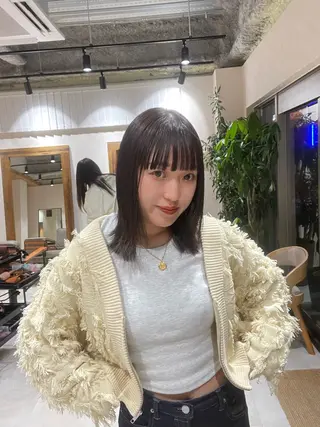 ミディアム カラー 🍐透明感カラー🍐 レイヤーカットのヘアスタイル