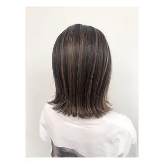 ミディアム あらい なつみのヘアスタイル