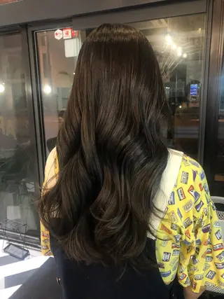 ロング カラー 貴方に似合うを見つけ ます🌱市川リョウカのヘアスタイル