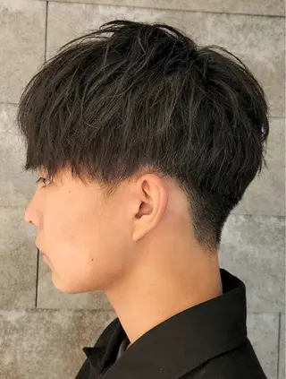 ショート メンズ 新宅 藍のヘアスタイル
