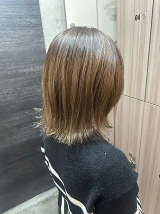 ミディアム 保井 実奈美のヘアスタイル