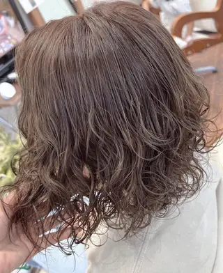 パーマ ミルオトンヌ／ 鎌田里穂のマツエク・マツパデザイン