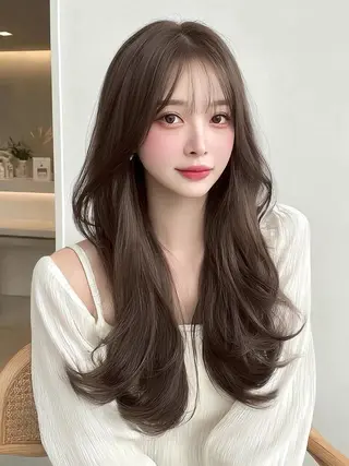 ロング カラー レイヤーカット/ 髪質改善/透カラーのヘアスタイル