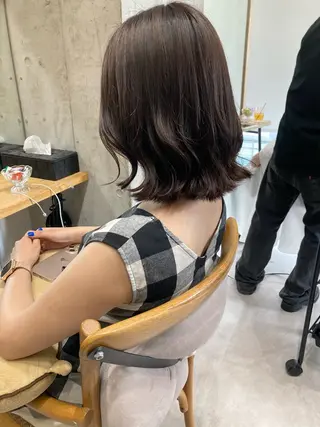ミディアム ✨色持ちの良い艶 カラー✨蟹江真世のヘアスタイル