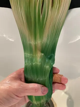 ミディアム カラー メンズ 吉田一輝 外国人パーマのヘアスタイル