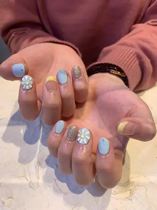 ネイル マキノ ユイのネイルデザイン