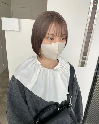 ショート カラー 透明感カラー/顔周り レイヤー/髪質改善のヘアスタイル