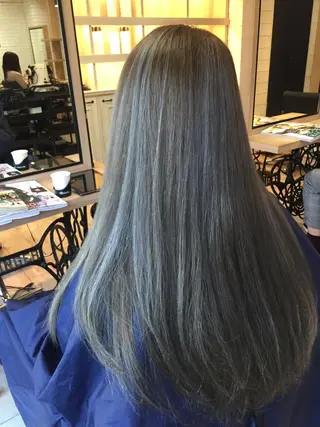 ロング カラーアンドケアリタ kitamuuuのヘアスタイル