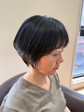 ショート 溝口 槙里也のヘアスタイル