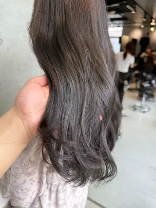 セミロング カラー 【銀座】艶髪/上品な カラー特化/涼/駅近のヘアスタイル
