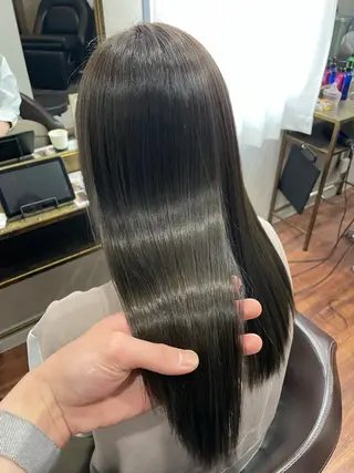 ロング ハイトーン髪質改善 🫧大阪/kanonのヘアスタイル