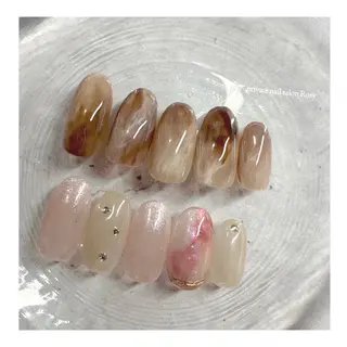 ネイル 🌹 𝕄𝕒𝕚のネイルデザイン