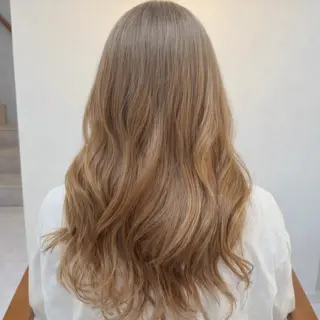 ロング カラー 新庄 雪乃のヘアスタイル