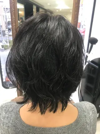 パーマ 米良 志織のヘアスタイル