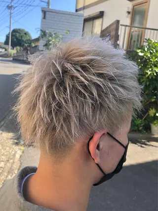 カラー ダブルスキルエクステ /羽エクステ白石宇由のヘアスタイル