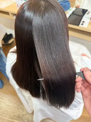 鳴海 快晴のヘアスタイル