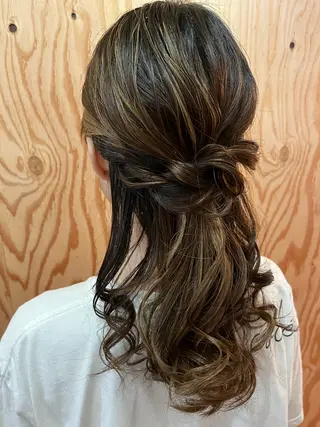 セミロング ヘアアレンジ Orla 🌿chiekoの眉毛・アイブロウイメージ