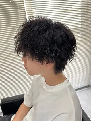 ショート パーマ メンズ ユウ🪄 パーマ指名No1のヘアスタイル