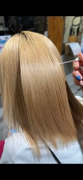 ミディアム 各務原/カラー/ブリ ーチお任せください！のヘアスタイル