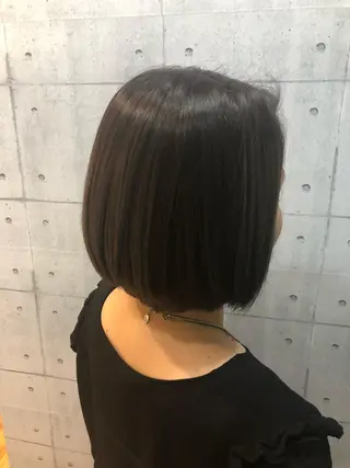 ショート カラー 金沢 広美のヘアスタイル