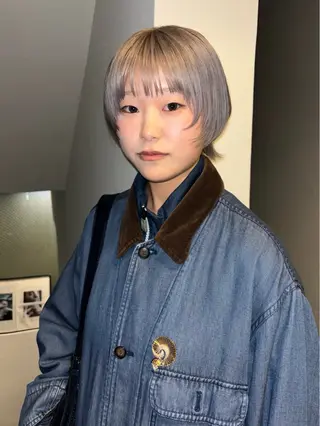 ショート カラー ファッションに 溶け込むstyleのヘアスタイル
