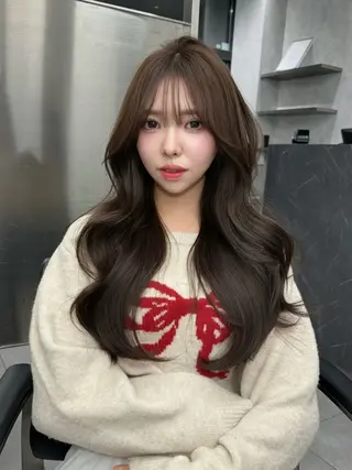 ロング カラー 縄田 凜音のヘアスタイル