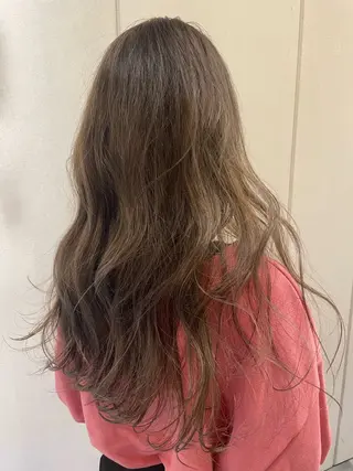 ロング カラー 狩野 羅夢のヘアスタイル