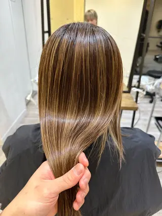 ロング 美髪矯正・ブリーチ 矯正🫧秋元ゆたかのヘアスタイル