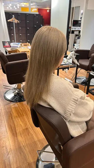 セミロング 須佐美 悠仁のヘアスタイル