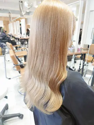 ロング 艶髪✨ブリーチ職人 yasuのヘアスタイル