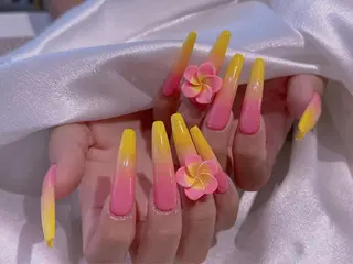 ネイル 長さ出し専門店 RIRIのネイルデザイン